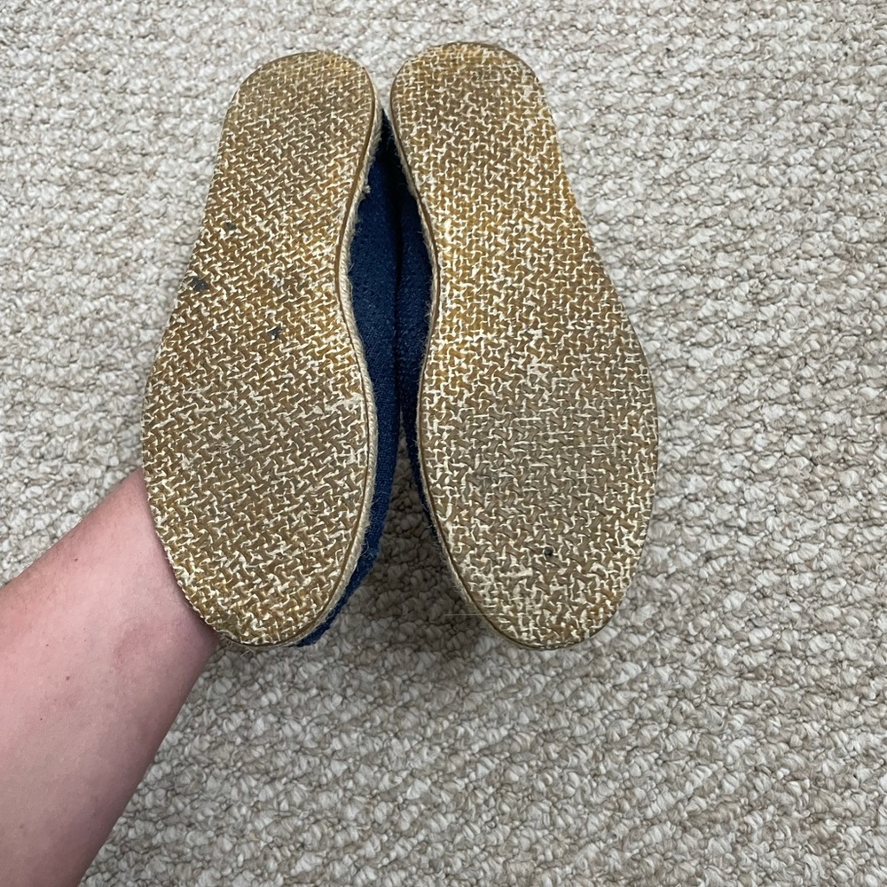 Toms Blue Knit Flats Slip On Shoes Size 7 - Picture 9 of 9